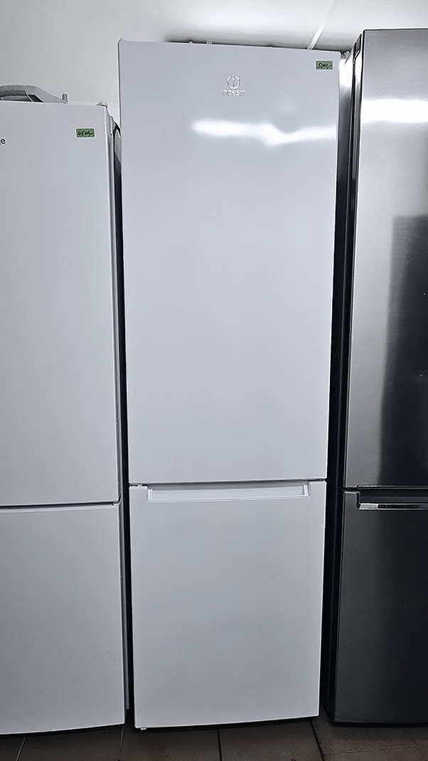 Lednice s mrazákem INDESIT, kombinovaná – Lednice s mrazákem | Elektro Bazar Liberec