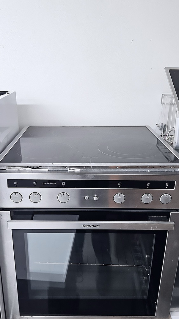 Horkovzdušná trouba se sklokeramickou deskou - set Constructa – Vestavné trouby s deskou – sety | Elektro Bazar Liberec